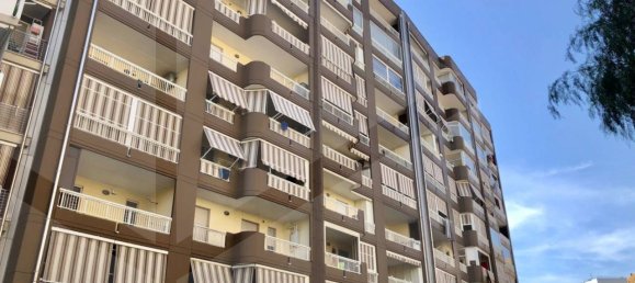 Apartamento de 3 divisões em Bari, Italy N.º 22208 19