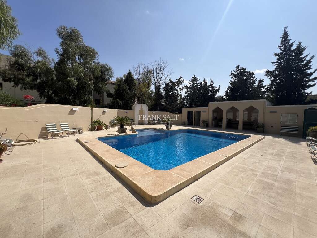 Villa T3 em Saint Julian's, Malta N.º 10587