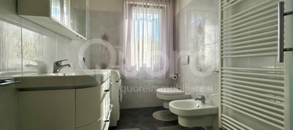 3 chambres Appartement à Udine, Italy No. 309219 8