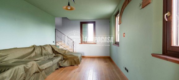 4 bedrooms Villa in Canossa, Italy No. 101857 28