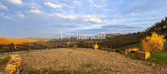 4 bedrooms Villa in Canossa, Italy No. 101857 15