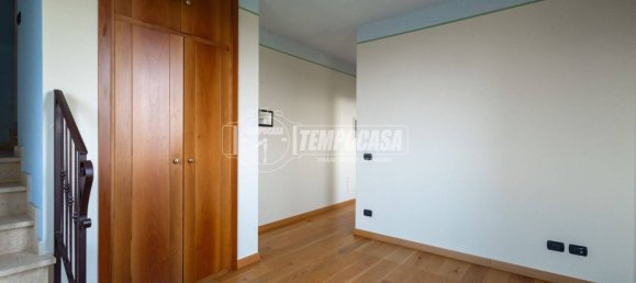 4 bedrooms Villa in Canossa, Italy No. 101857 19