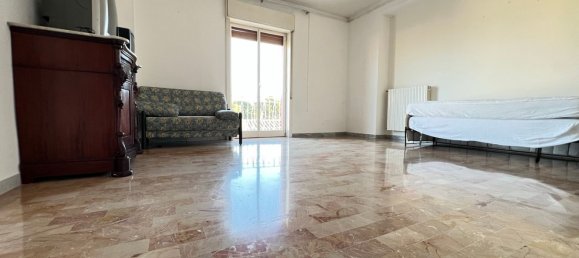 3-salle Appartement à Cassano delle Murge, Italy No. 81579 8