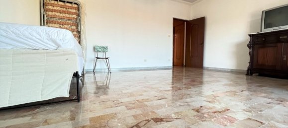 3-salle Appartement à Cassano delle Murge, Italy No. 81579 16