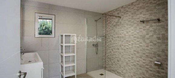 6 bedrooms Villa in Adeje, Spain No. 29724 25