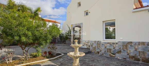 6 bedrooms Villa in Adeje, Spain No. 29724 9