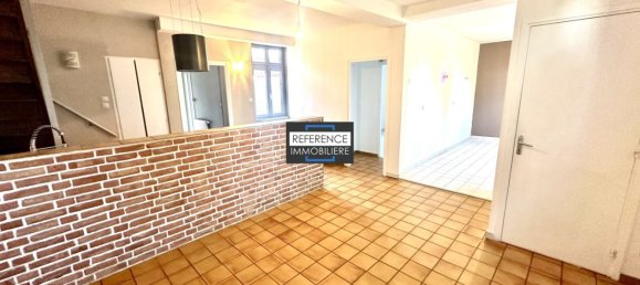 3 bedrooms Villa in Comines, France No. 211628 2