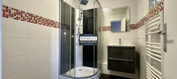 3 bedrooms Villa in Comines, France No. 211628 10