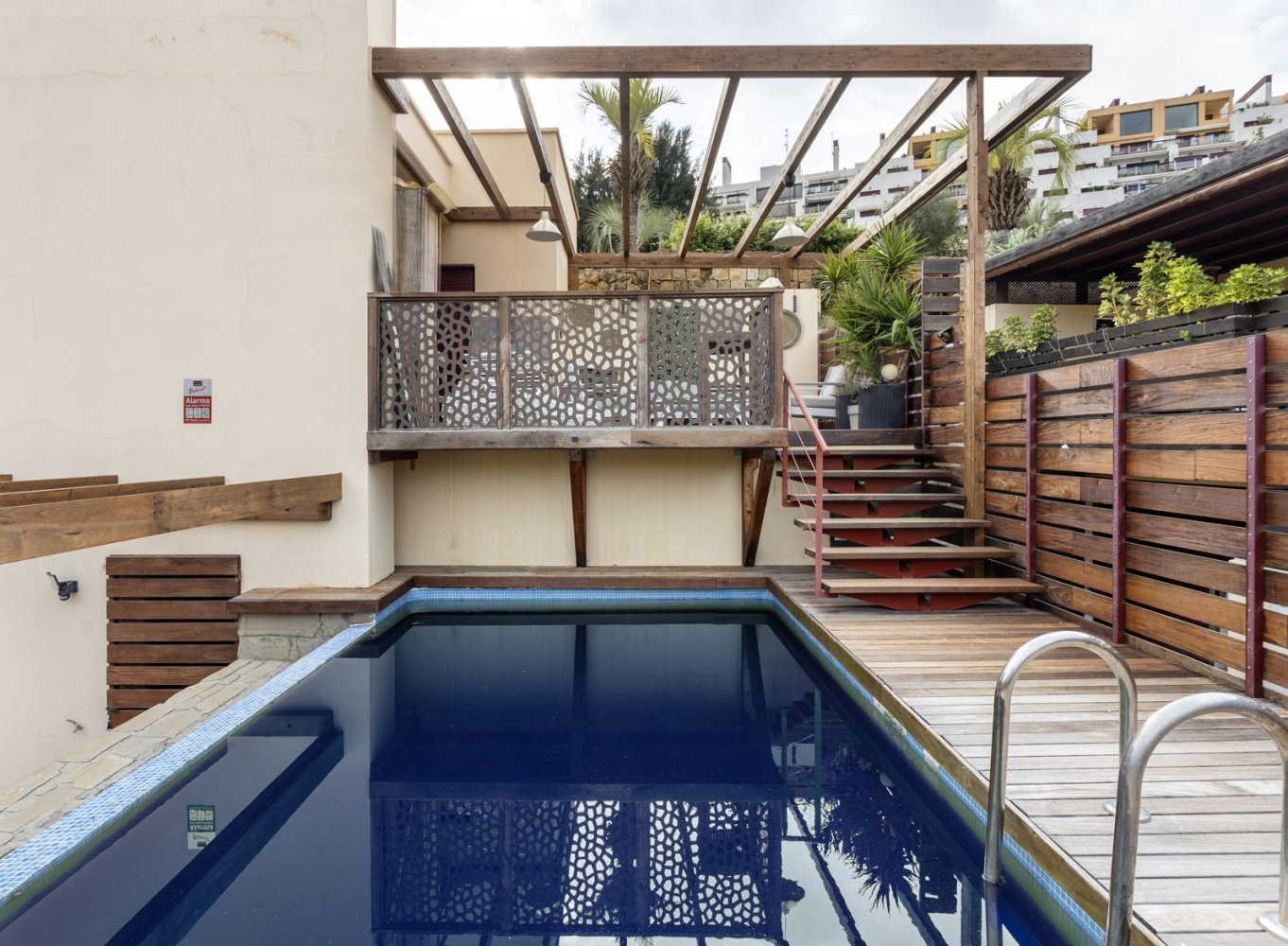 Villa de 3 dormitorios en Estepona, Spain No. 136399