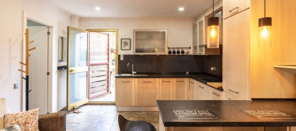 Villa de 3 dormitorios en Estepona, Spain No. 136399 6