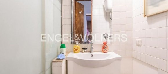 2 rooms Apartment in Rome, Italy No. 209980 34