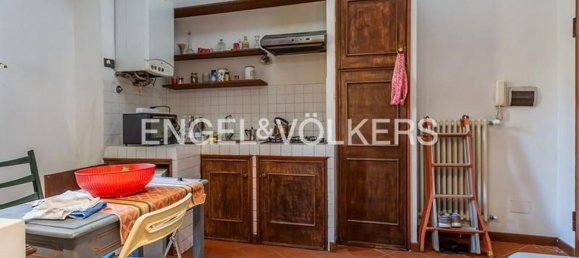 2 rooms Apartment in Rome, Italy No. 209980 7