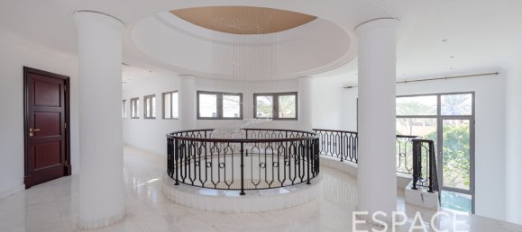 Вилла с 5 спальнями в Пальма Джумейра, ОАЭ № 106005 7