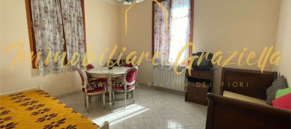 Casa de 5 habitaciónes en Vallecrosia, Italy No. 201238 7