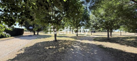 9 Schlafzimmer Schlösser in Valence, France, Nr. 361795 21