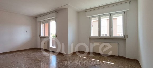 5 Schlafzimmer Wohnung in Udine, Italy, Nr. 380248 5