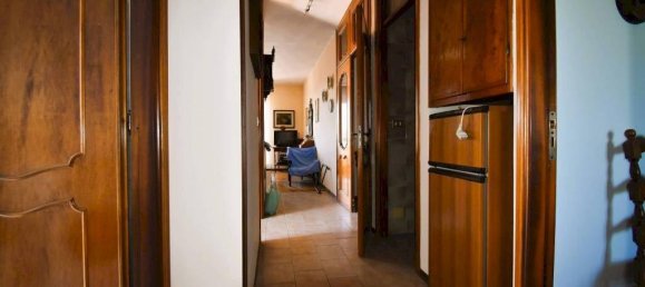 Квартира с 4 комнатами в Альяно Терме, Италия № 125139 9