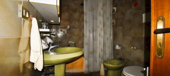 Квартира с 4 комнатами в Альяно Терме, Италия № 125139 11