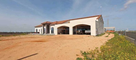 5 bedrooms House in Avgorou, Cyprus No. 23844 4