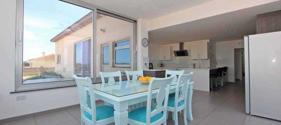 5 bedrooms House in Avgorou, Cyprus No. 23844 3