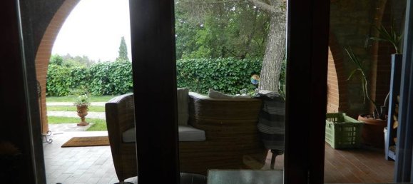 3 غرف نوم فيلا في Tuoro sul Trasimeno, Italy رقم 107186 13