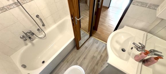 8-salle Bâtiment à Nurnberger Land, Germany No. 250989 13