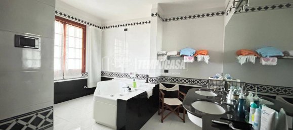 4 غرف نوم فيلا في Comacchio, Italy رقم 268150 42