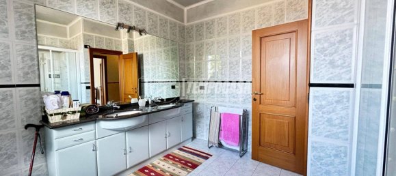 4 غرف نوم فيلا في Comacchio, Italy رقم 268150 26