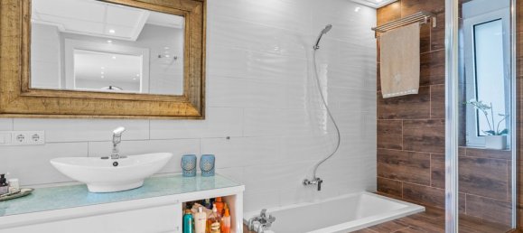 Villa de 4 dormitorios en Ciudad Quesada, Spain No. 183554 15