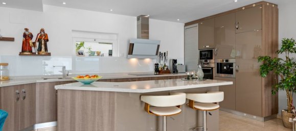 Villa de 4 dormitorios en Ciudad Quesada, Spain No. 183554 9