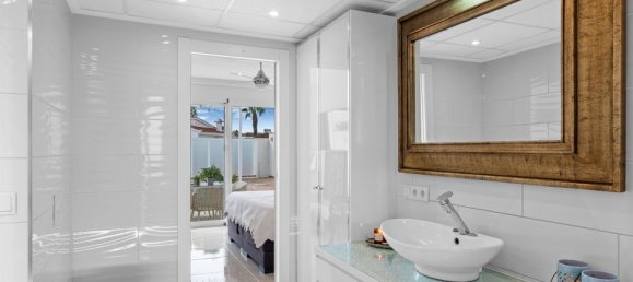 Villa de 4 dormitorios en Ciudad Quesada, Spain No. 183554 17