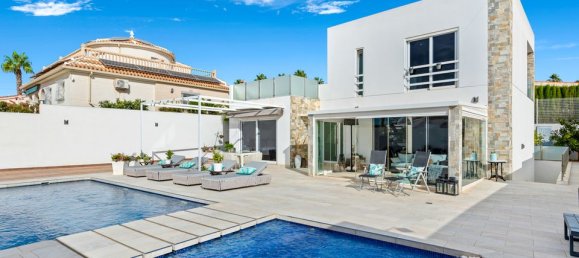 Villa de 4 dormitorios en Ciudad Quesada, Spain No. 183554 41