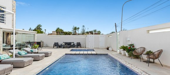 Villa de 4 dormitorios en Ciudad Quesada, Spain No. 183554 42