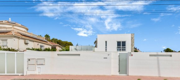 Villa de 4 dormitorios en Ciudad Quesada, Spain No. 183554 50