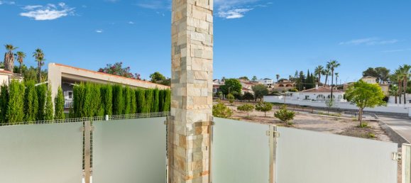 Villa de 4 dormitorios en Ciudad Quesada, Spain No. 183554 23