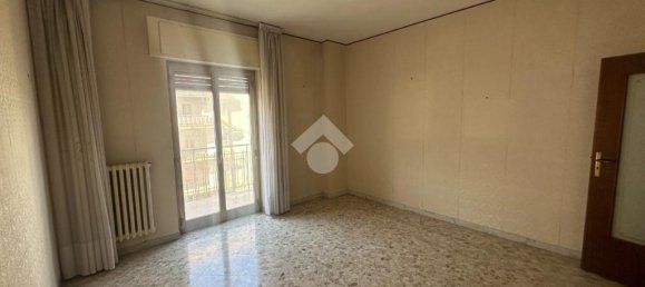 Квартира с 2 спальнями в Бари, Италия № 377620 18