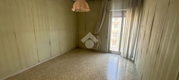 Квартира с 2 спальнями в Бари, Италия № 377620 25