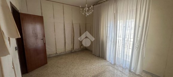 Квартира с 2 спальнями в Бари, Италия № 377620 4