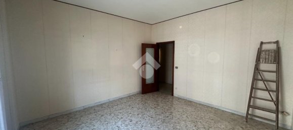 Квартира с 2 спальнями в Бари, Италия № 377620 19