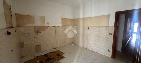 Квартира с 2 спальнями в Бари, Италия № 377620 36