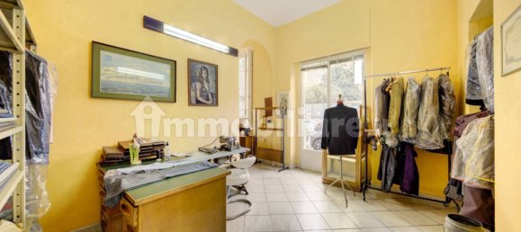 2 rooms Commercial property in Turin, Italy No. 196741 14