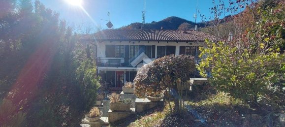 2 bedrooms House in Cumiana, Italy No. 350790 7