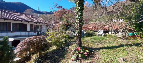 2 bedrooms House in Cumiana, Italy No. 350790 8