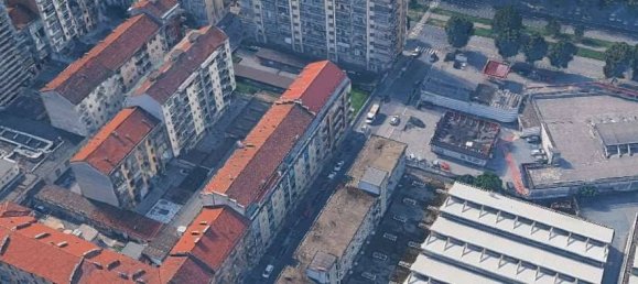 2 bedrooms Apartment in Turin, Italy No. 297521 16