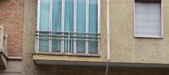 2 bedrooms Apartment in Turin, Italy No. 297521 4