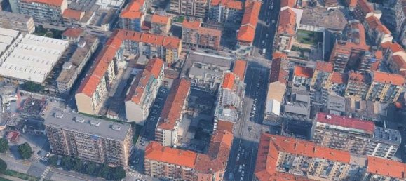 2 bedrooms Apartment in Turin, Italy No. 297521 17