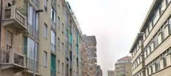 2 bedrooms Apartment in Turin, Italy No. 297521 9