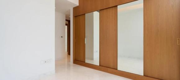 4 bedrooms Apartment in Dubai, UAE No. 21461 4