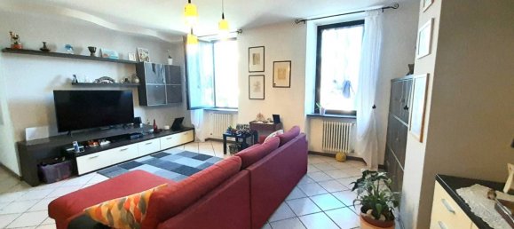 2 bedrooms Apartment in Lurago d'Erba, Italy No. 323450 3
