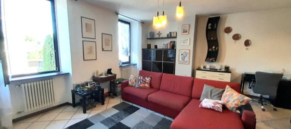 2 bedrooms Apartment in Lurago d'Erba, Italy No. 323450 2